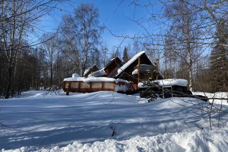 Lazy Bear Retreat At *